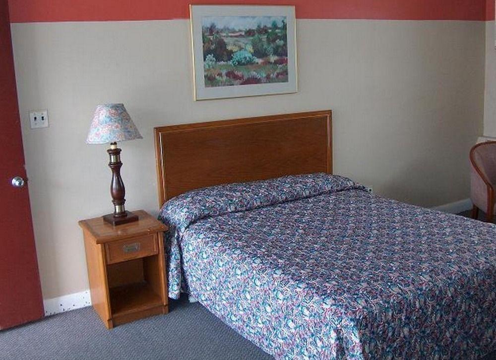 Barrie Motel מראה חיצוני תמונה