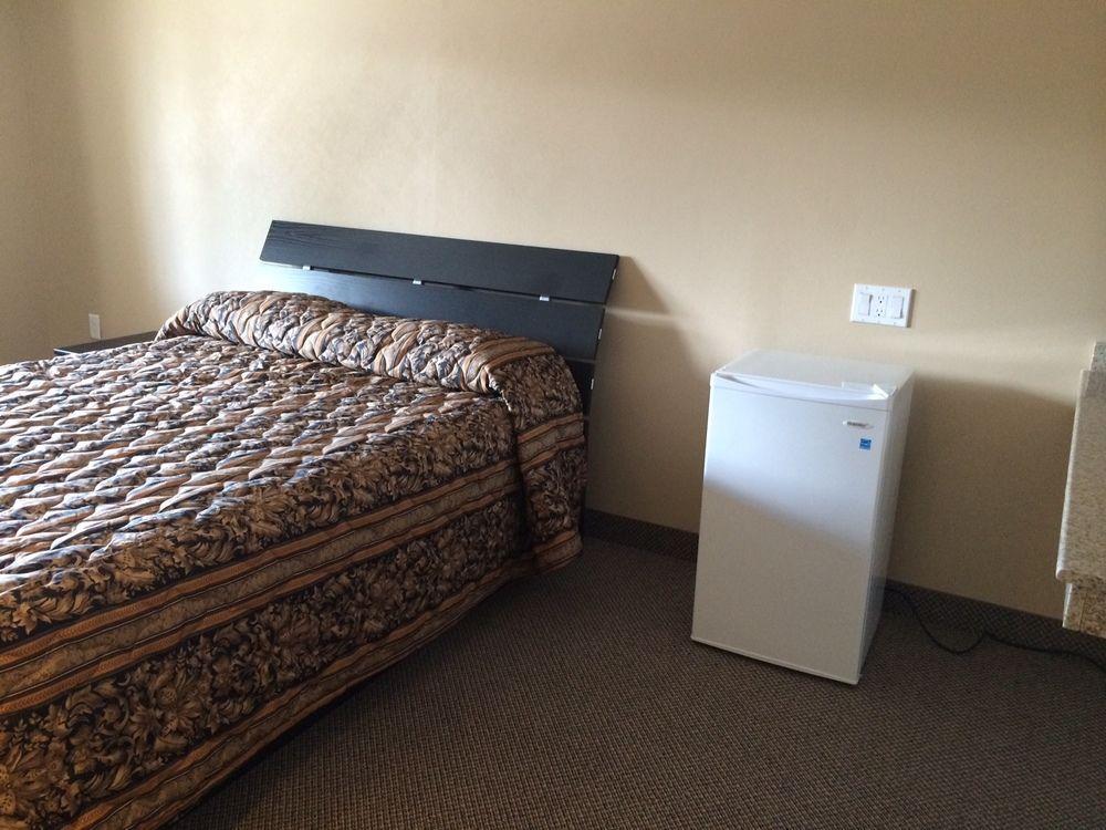 Barrie Motel מראה חיצוני תמונה