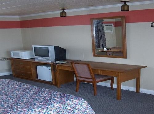 Barrie Motel מראה חיצוני תמונה